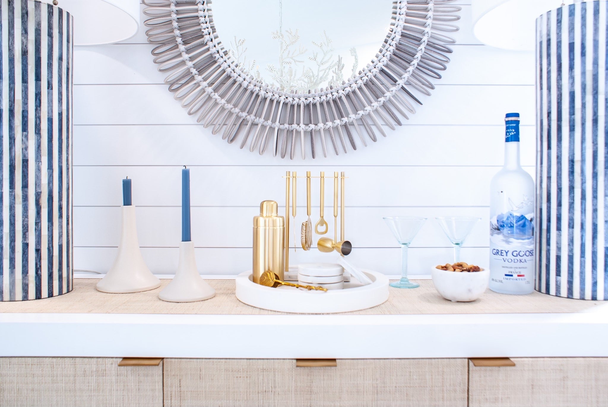 Bar & Glassware